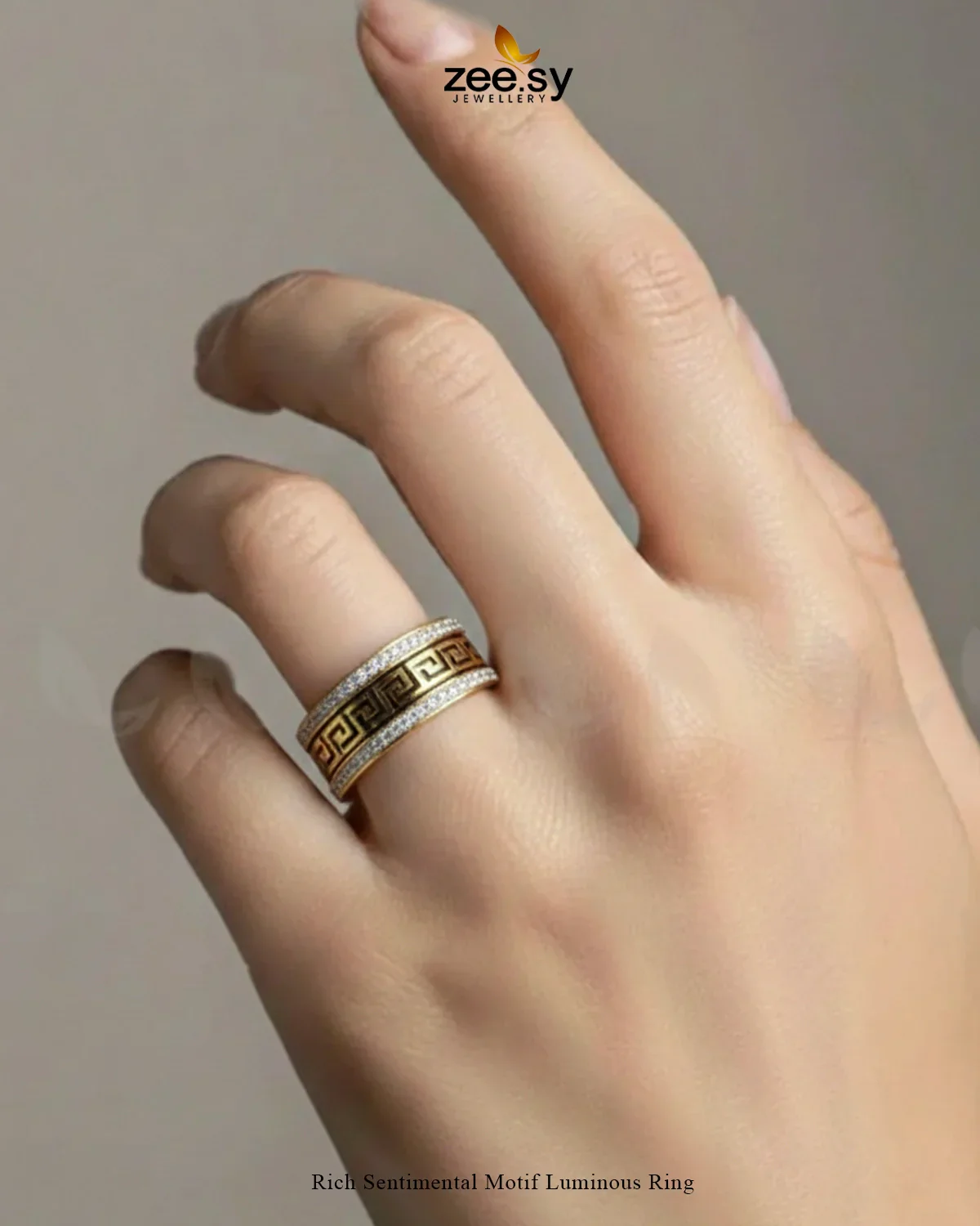 Zeesy Rich Sentimental Motif Luminous Ring