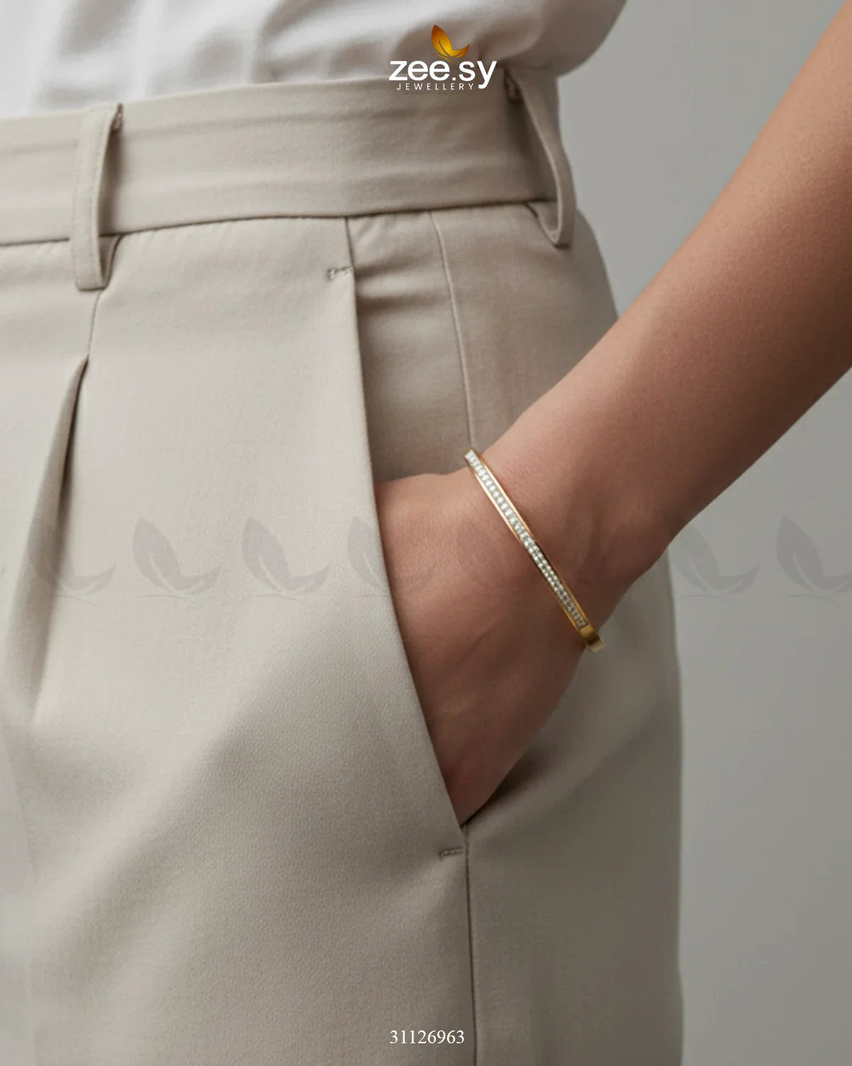Zeesy Sparkly Cluster Pave Bracelet - Image 4