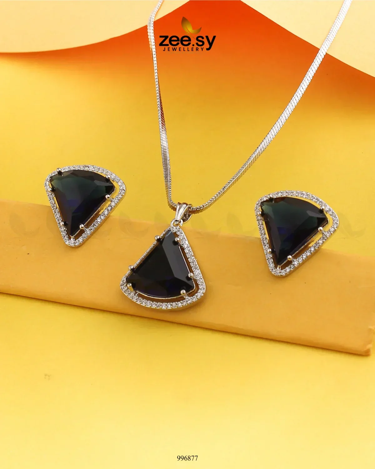 Zeesy Tetrahedron Pendant Set - Image 3