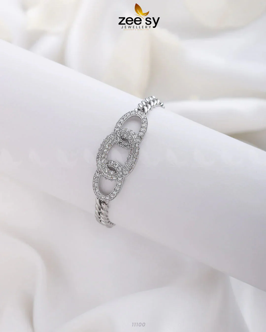 Zeesy Three Linked Circles Bracelet - Image 2