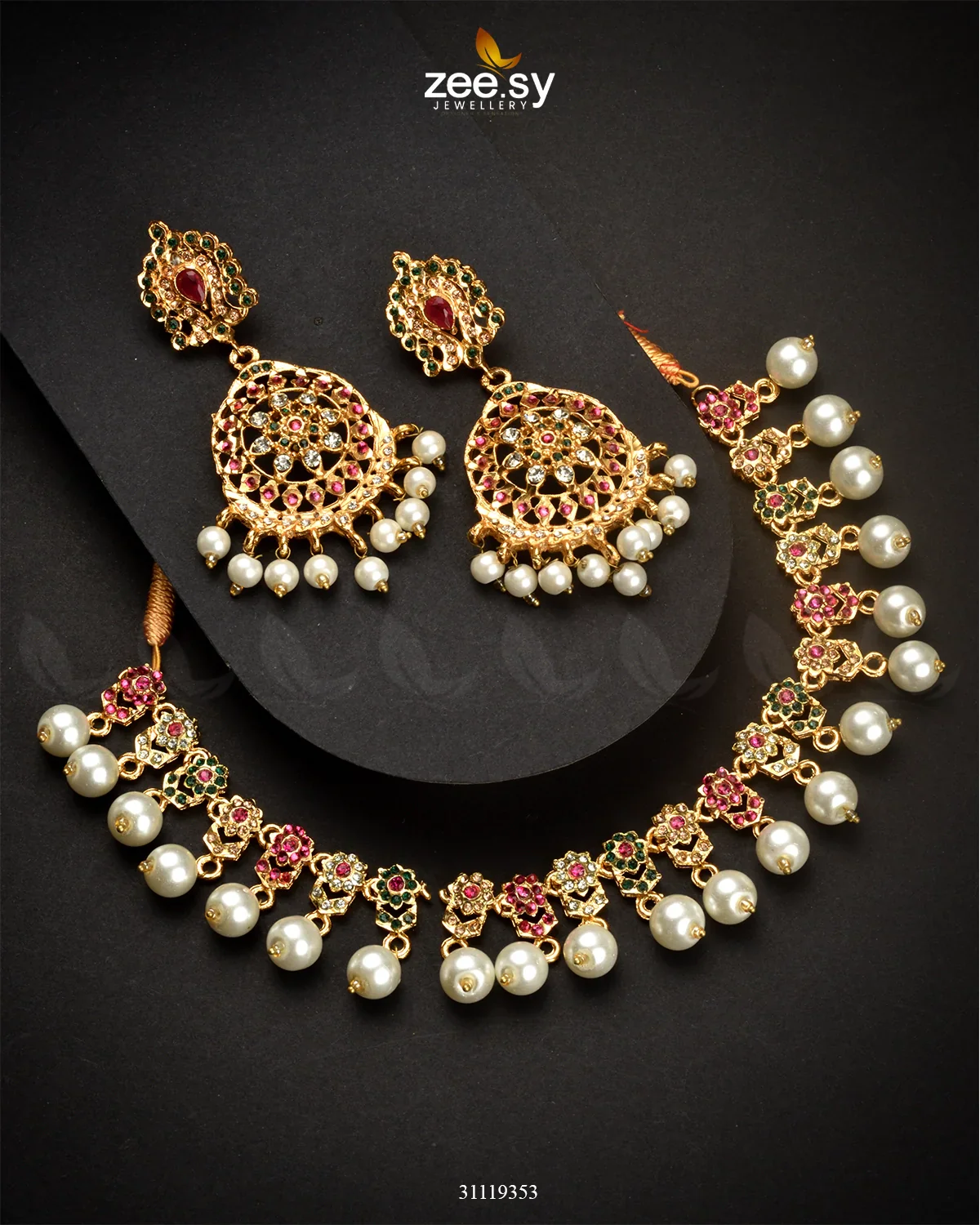 Zeesy Veiled Necklace Set