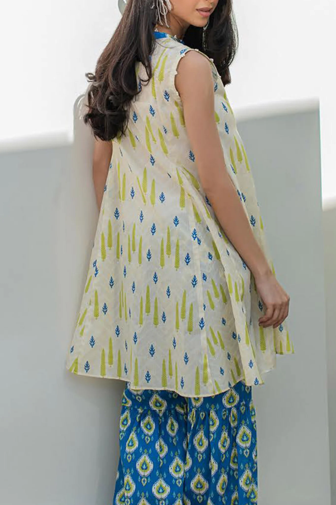 Zellbury Unstitched 2 Piece Digital Printed & Emb Lawn Vol-03 Suit-WU-186 - Image 2