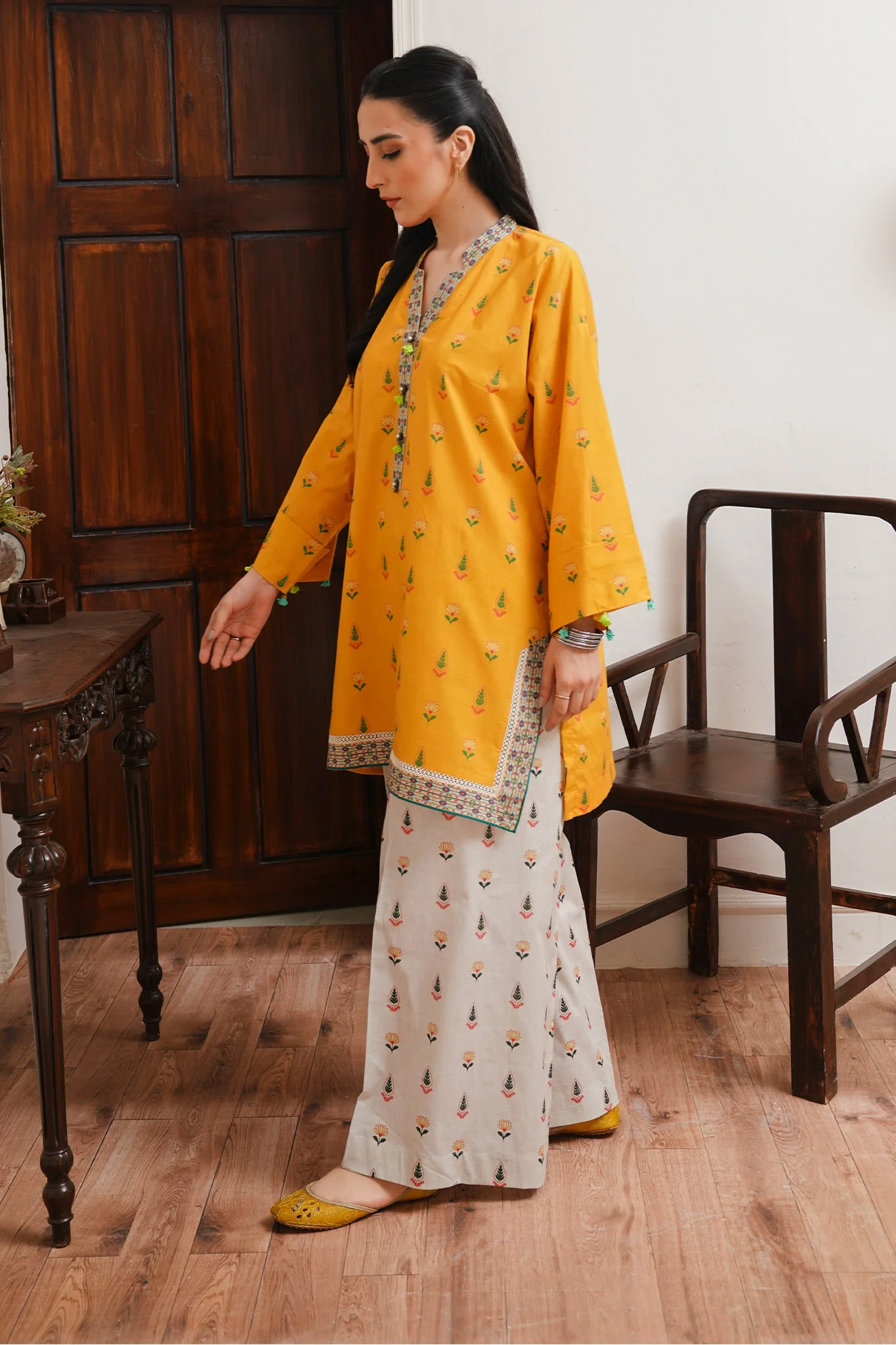Zellbury Unstitched 2 Piece Digital Printed & Embroidered Cambric Suit-WU-099 - Image 3