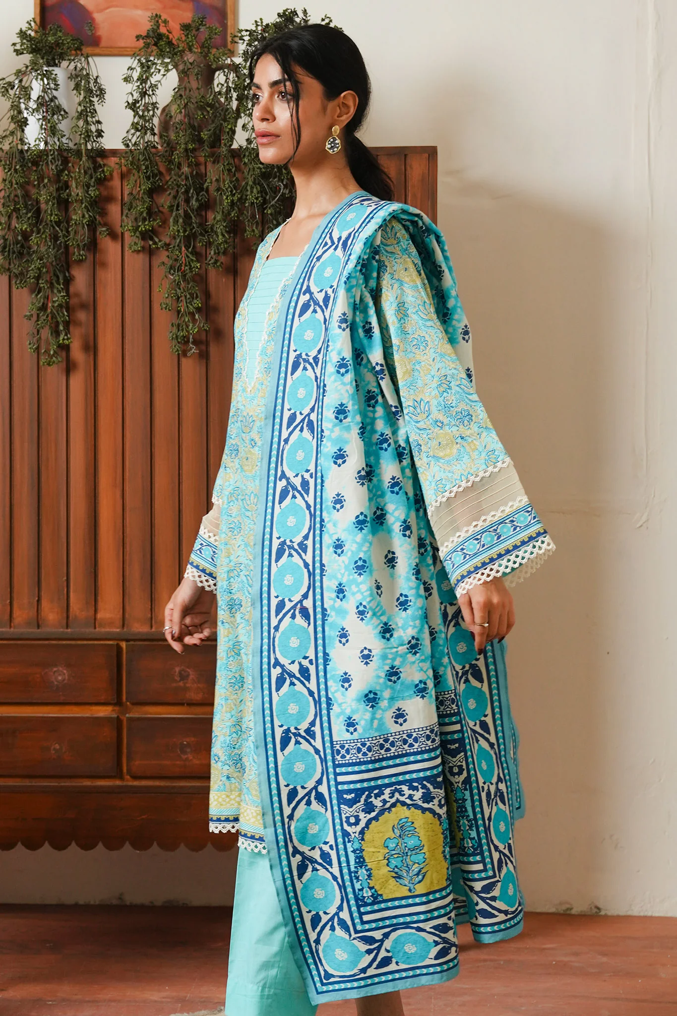 Zellbury Unstitched 3 Piece Digital Printed & Embroidered Cambric Suit-WU-046 - Image 3