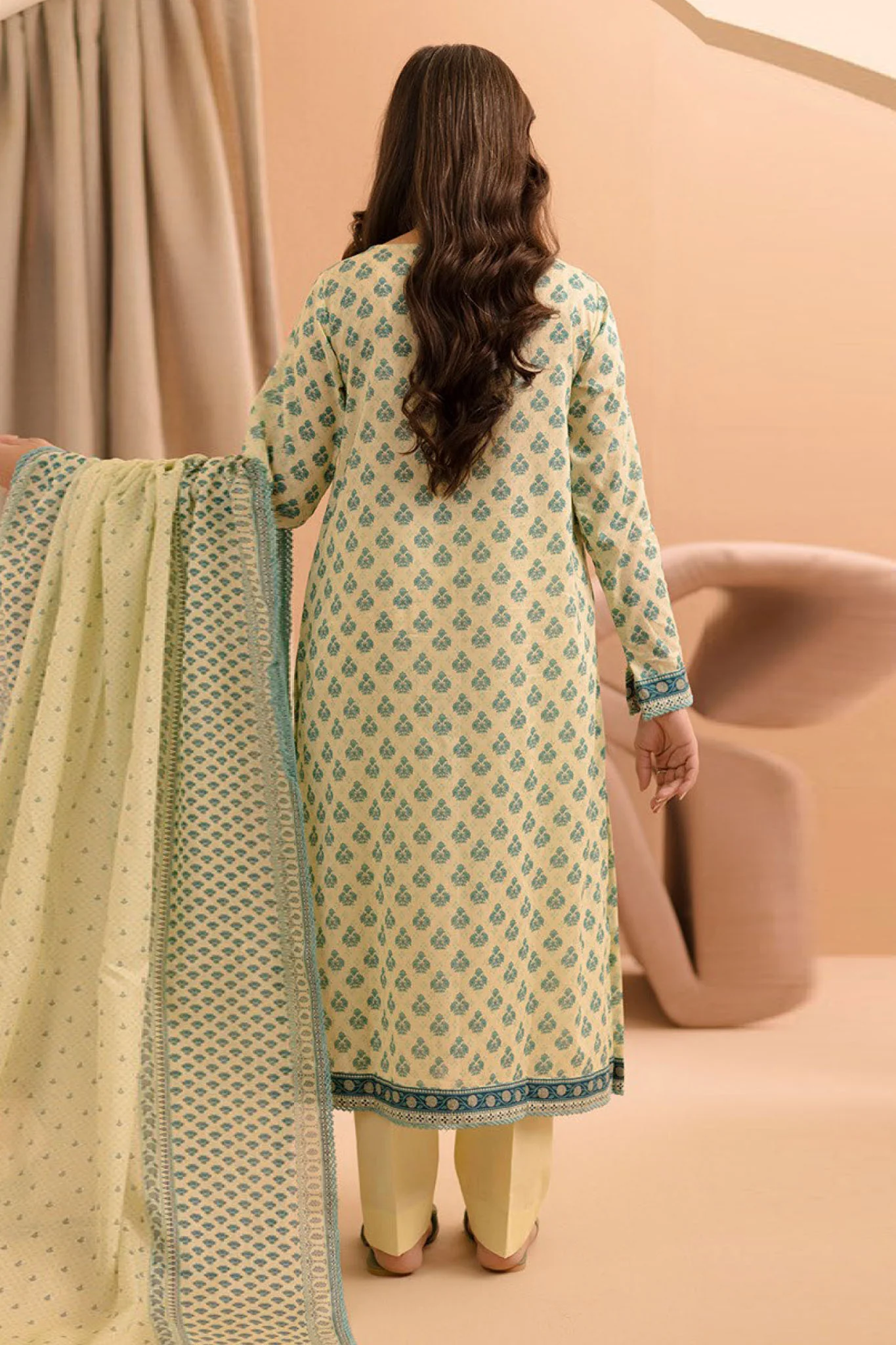 Zellbury Unstitched 3 Piece Lawn Vol-04 Suit-WUS-0183 - Image 3