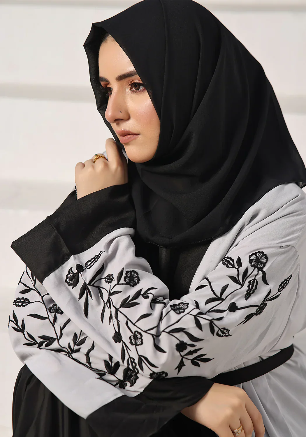 Hijabi.Pk Zenda Abaya - Image 3